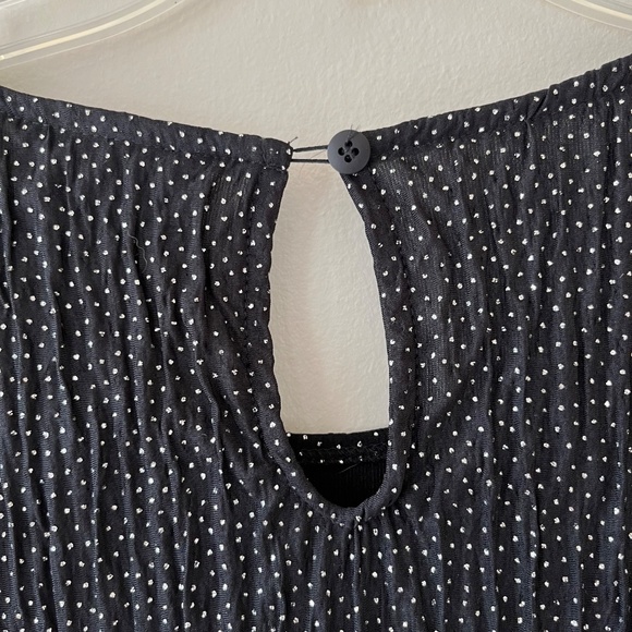 Erena Plus Sz 2X Black Pullover Shiny Blouse Textured Short Sleeves Side Slits - Picture 5 of 8